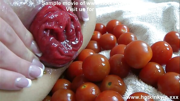 ਸੁਨਹਿਰੀ Richelle ਰਿਆਨ ਇੱਕ ਸੁੰਦਰ ਆਦਮੀ ਦੁਆਰਾ fucked ਪ੍ਰਾਪਤ ਕਰਦਾ ਹੈ