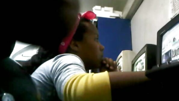 ਬਰੁਕਲਿਨ ਚੇਜ਼ ਤੁਹਾਡੇ ਵੱਡੇ ਡਿਕ ਲਈ ਇੱਕ ਟਾਈਟਜੌਬ ਮਾਹਰ ਹੈ