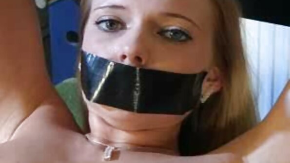 ਬੌਸ ਨੂੰ ਲੱਤਾਂ ਫੈਲਾਉਣ ਲਈ ਜਾਪਾਨੀ ਦੀ ਲੋੜ ਹੈ ਜੇਕਰ ਉਹ ਨੌਕਰੀ ਪ੍ਰਾਪਤ ਕਰਨਾ ਚਾਹੁੰਦੀ ਹੈ